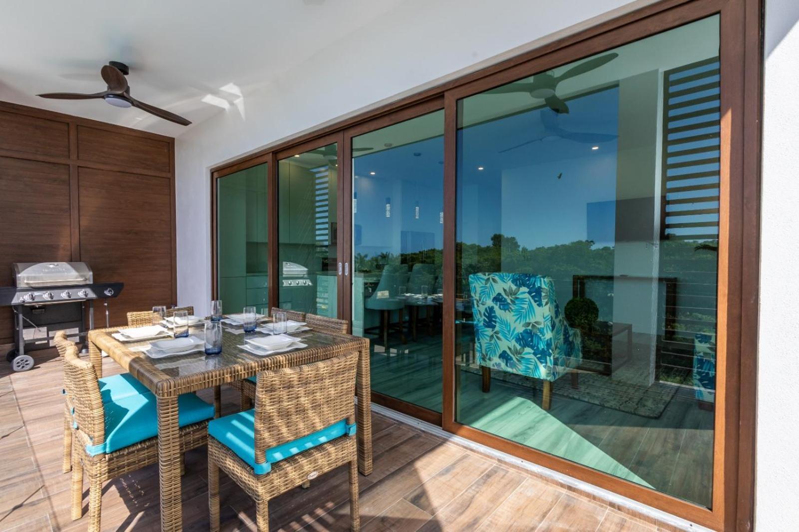 Acqua Di Mare Resort West Bay Kültér fotó